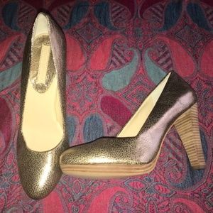 Gold Heels- Very good shape, Work once, size 8.5